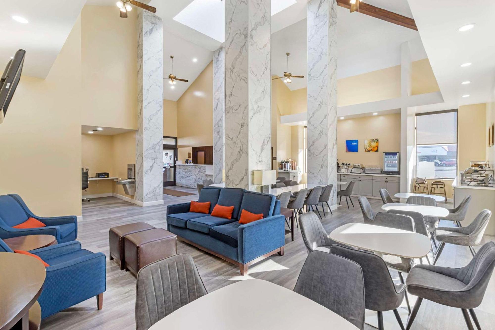 Comfort Inn & Suites Near Fallon Naval Air Station Dış mekan fotoğraf