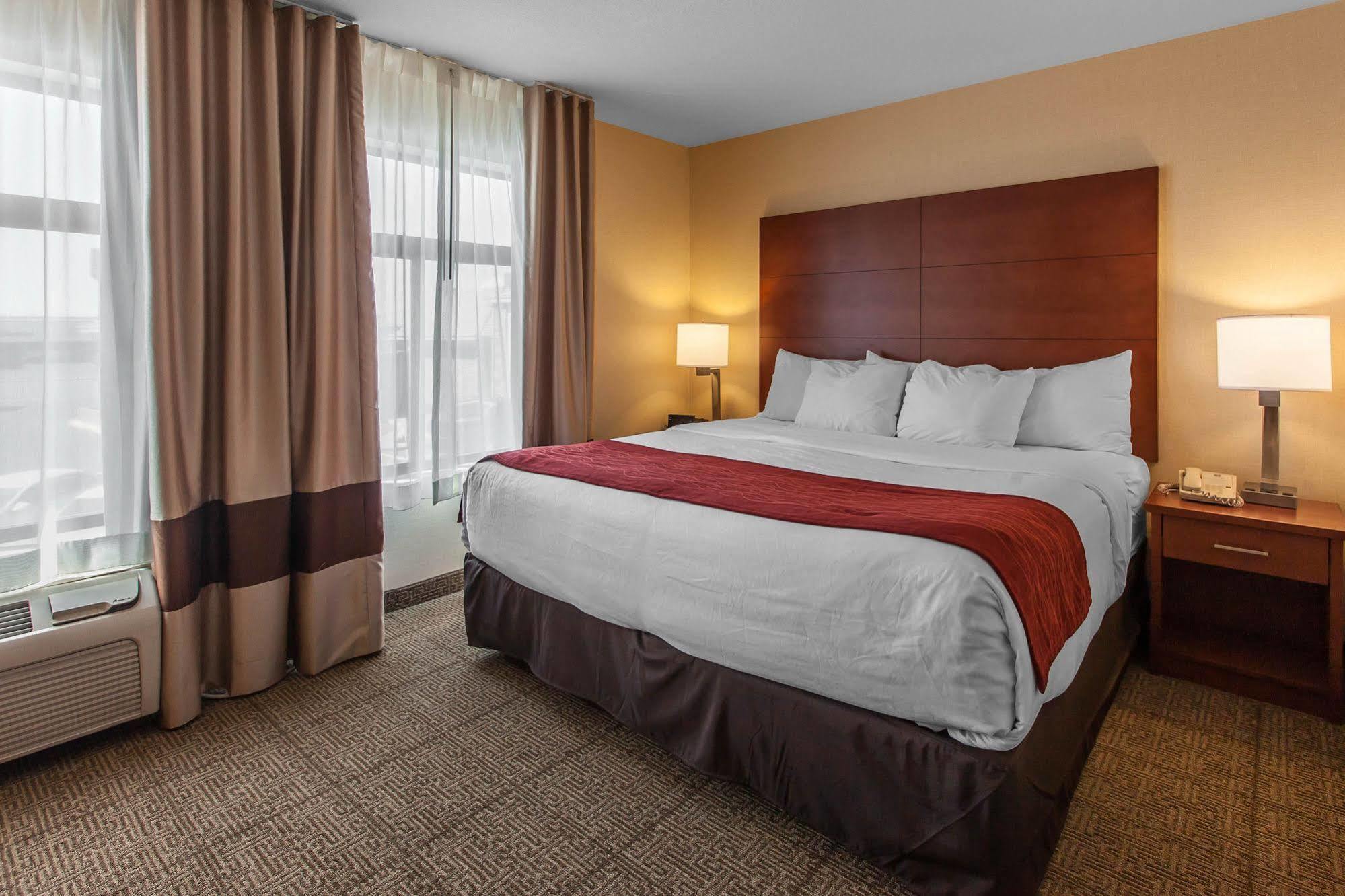 Comfort Inn & Suites Near Fallon Naval Air Station Dış mekan fotoğraf